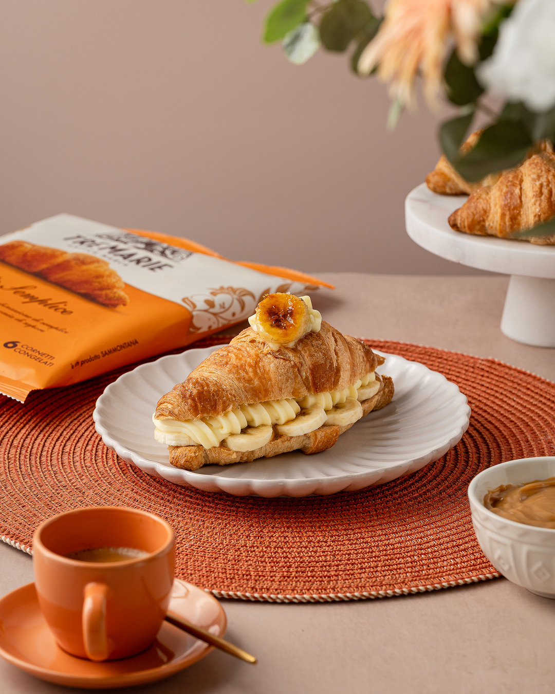 croissant-crema-yogurt-mango