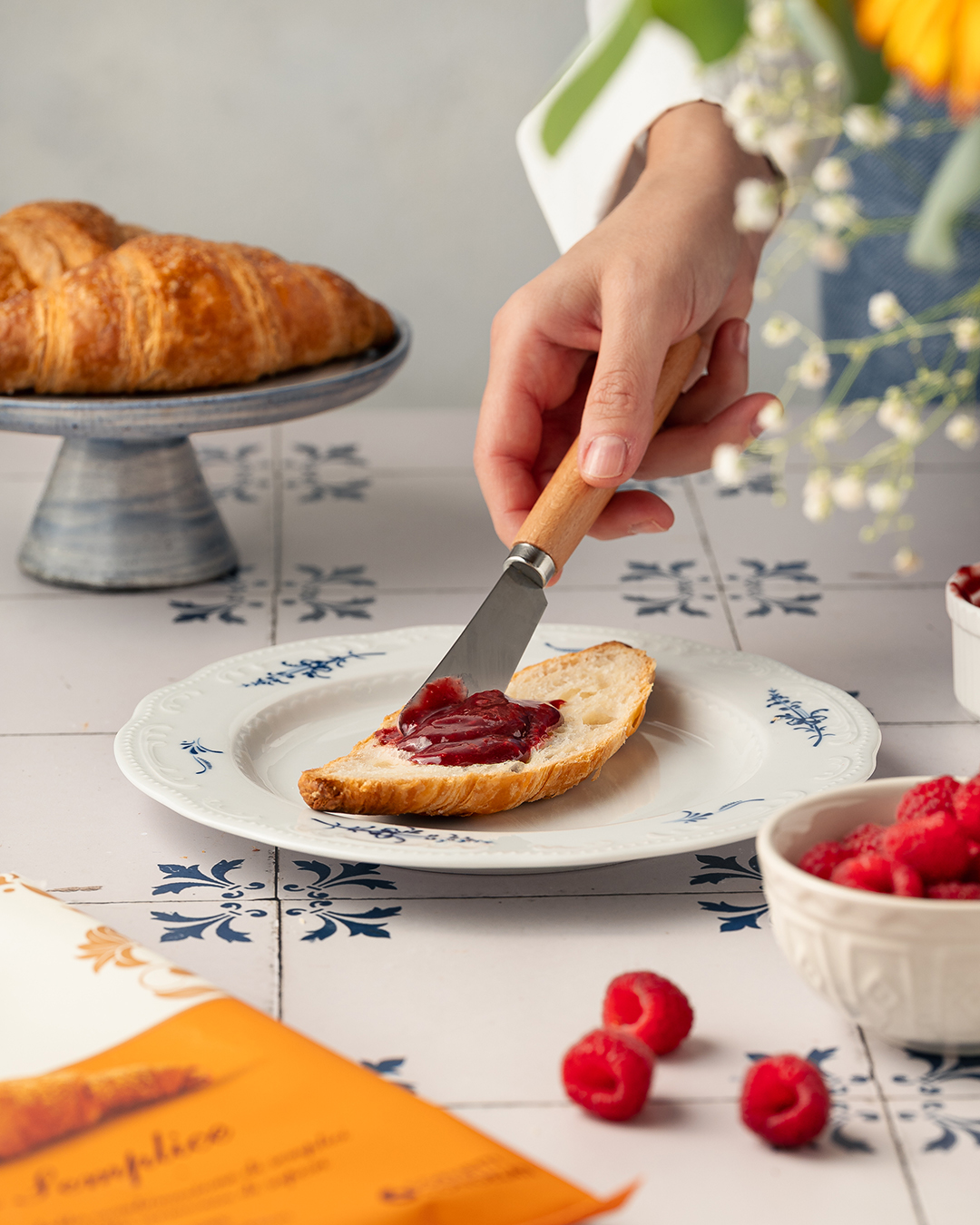 cornetto_burro_arachidi_marmellata